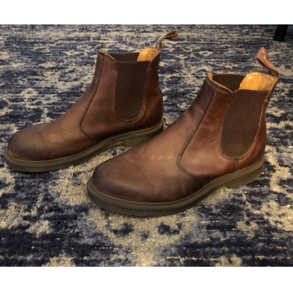 Dr. Martens Other - Dr. Martens 2976 Chelsea Boot